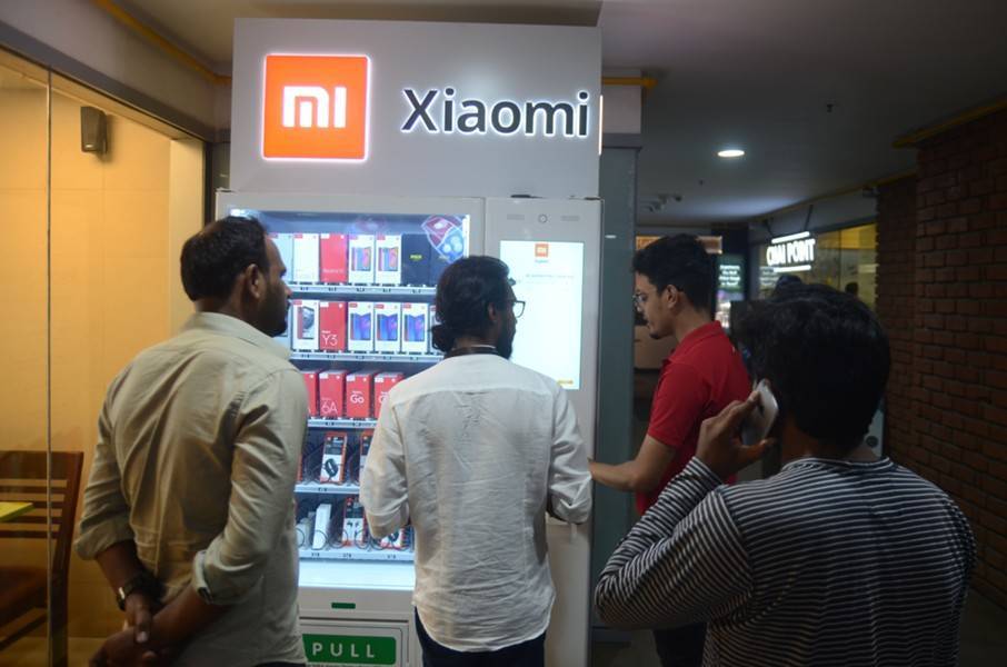 Компания Xiaomi представила "убийцу флагманов" - m24.ru - Китай