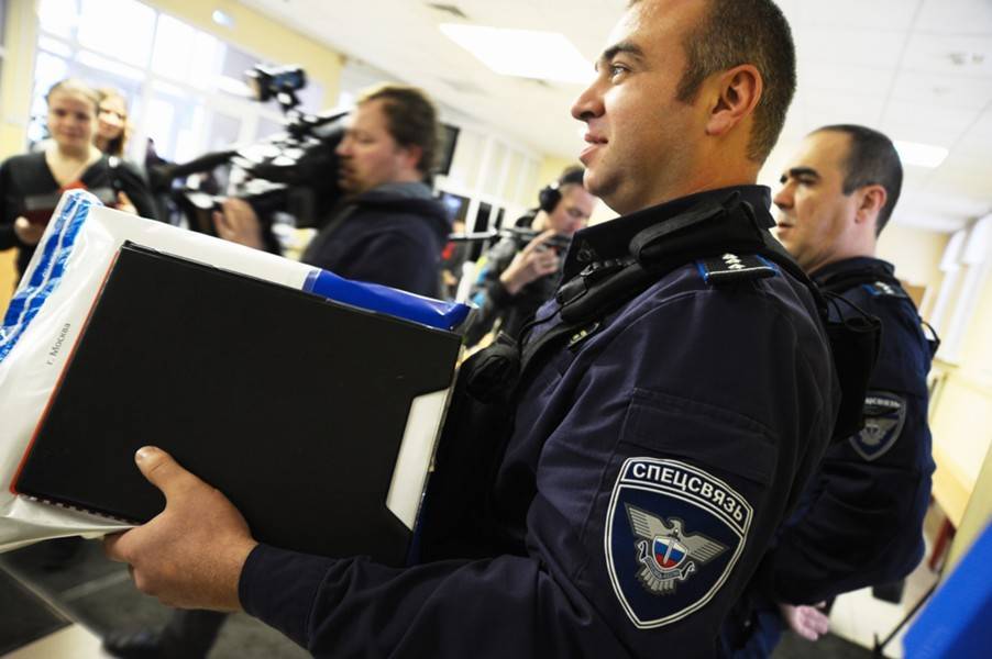 Более 650 тысяч выпускников сдадут ЕГЭ по математике 29 мая - m24.ru - Москва