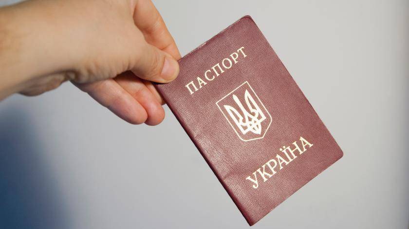 Владимир Зеленский - Михаил Саакашвили - Российский хоккеист стал гражданином Украины - utro.ru - Москва - Россия - Украина - Грузия - Одесская обл.
