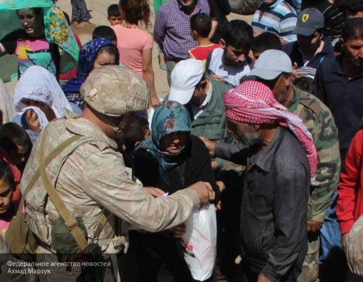 Военные РФ передали жителям Алеппо 5 тонн гумпомощи - newinform.com - Россия - Сирия - Сирия - провинция Алеппо