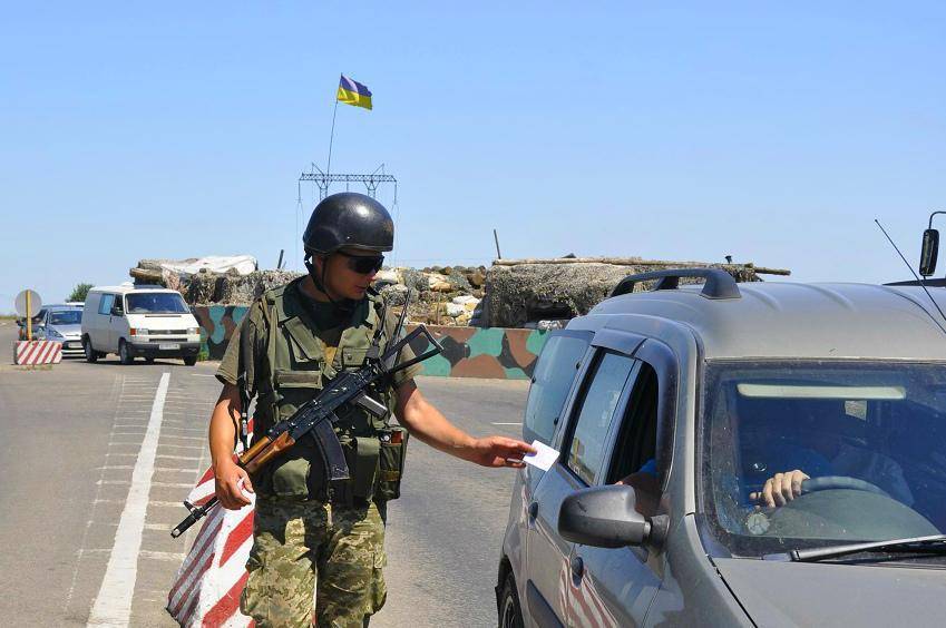 Даниил Безсонов - Пьяная ссора боевиков ВСУ у КПП «Гнутово» закончилась ранением рядового - novorosinform.org - ДНР