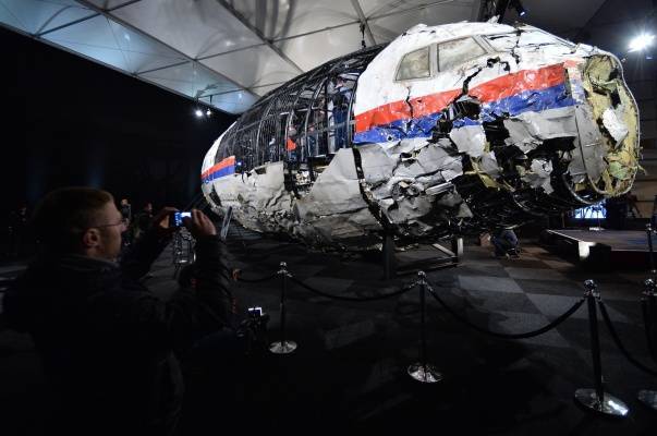 Мохамад Махатхир - Премьер Малайзии назвал расследование по MH17 излишне политизированным - eadaily.com - Россия - Украина - Голландия - Малайзия - Куала-Лумпур