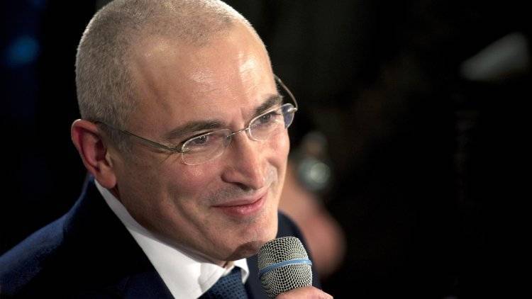 Михаил Ходорковский - Ходорковский - Советник генпрокурора объяснил, как Ходорковский получил контроль над ЮКОСом - polit.info - Россия