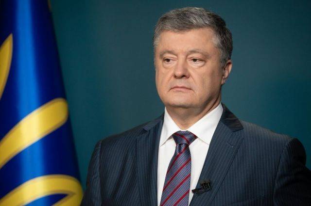 Петр Порошенко - Порошенко: дефолт на Украине приведет к катастрофе - aif.ru - Украина