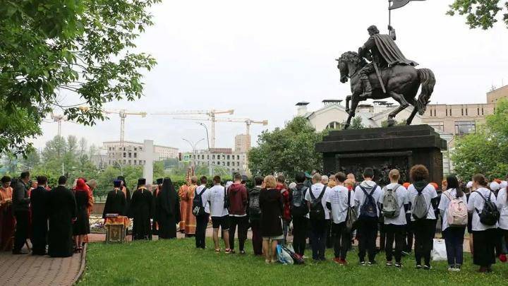 святой Кирилл - Дмитрий Донской - В Москве почтили память памятник русского князя Дмитрия Донского - novorosinform.org - Москва - Россия - Царьград - Русь