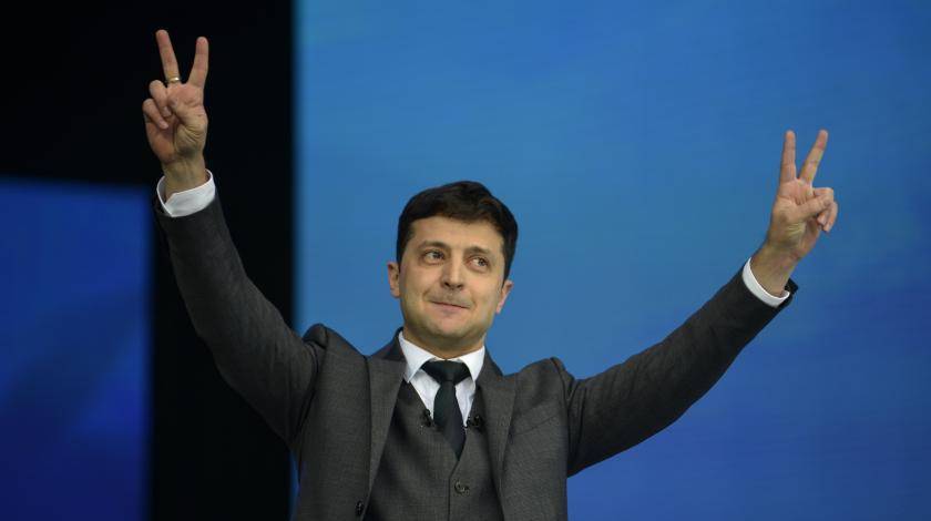 Владимир Зеленский - Юрий Луценко - Александр Данилюк - Генпрокурора Украины прессует команда Зеленского - utro.ru