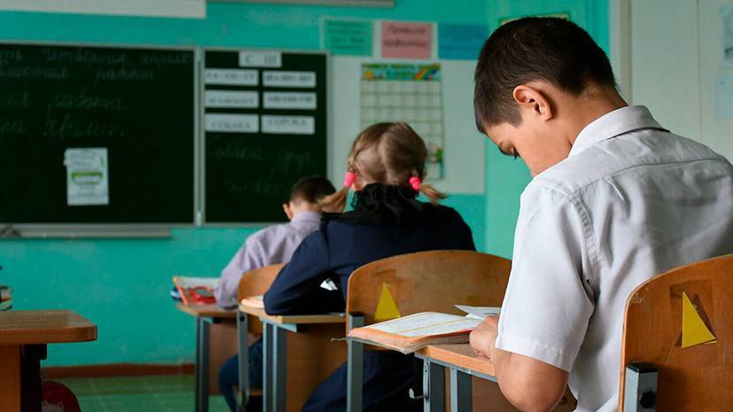 «Такой ад, что вспомнить страшно»: почему сельские дети вместо кабинета логопеда попадают в школы для умственно отсталых - russian.rt.com