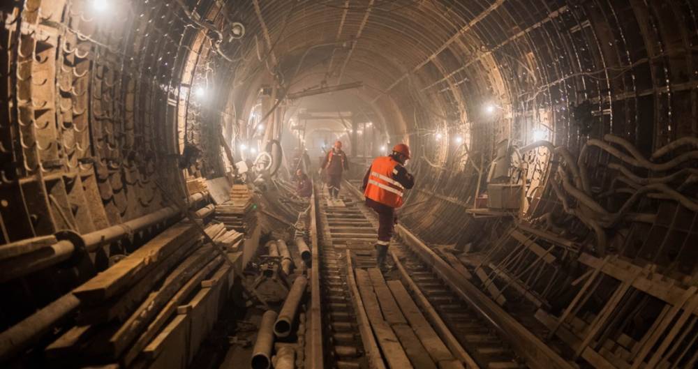 Московский метрополитен назвал причины остановок поездов 21 и 23 мая - m24.ru
