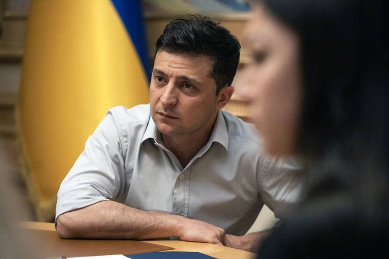 Владимир Зеленский - Петр Порошенко - "Земля под вами будет гореть": Зеленский спровоцировал кризис на Украине - tvc.ru - Украина
