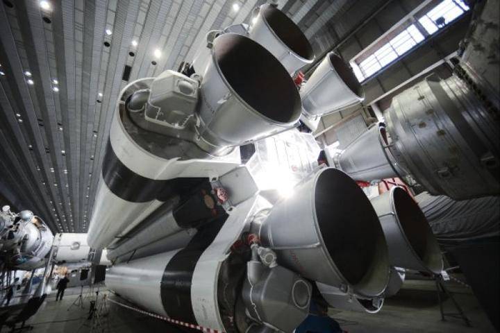 Дмитрий Рогозин - «Серьезный мужик» вывел на орбиту самый мощный спутник в России - vm.ru