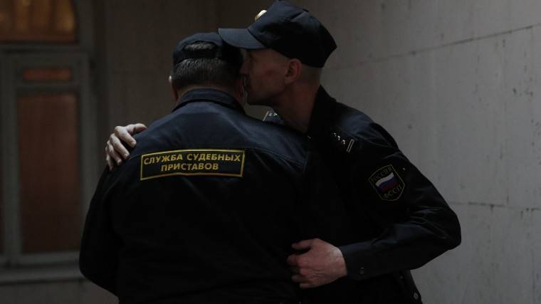 В&nbsp;Астрахани судебные приставы достали должника по&nbsp;алиментам из&nbsp;могилы - 5-tv.ru - Иркутск