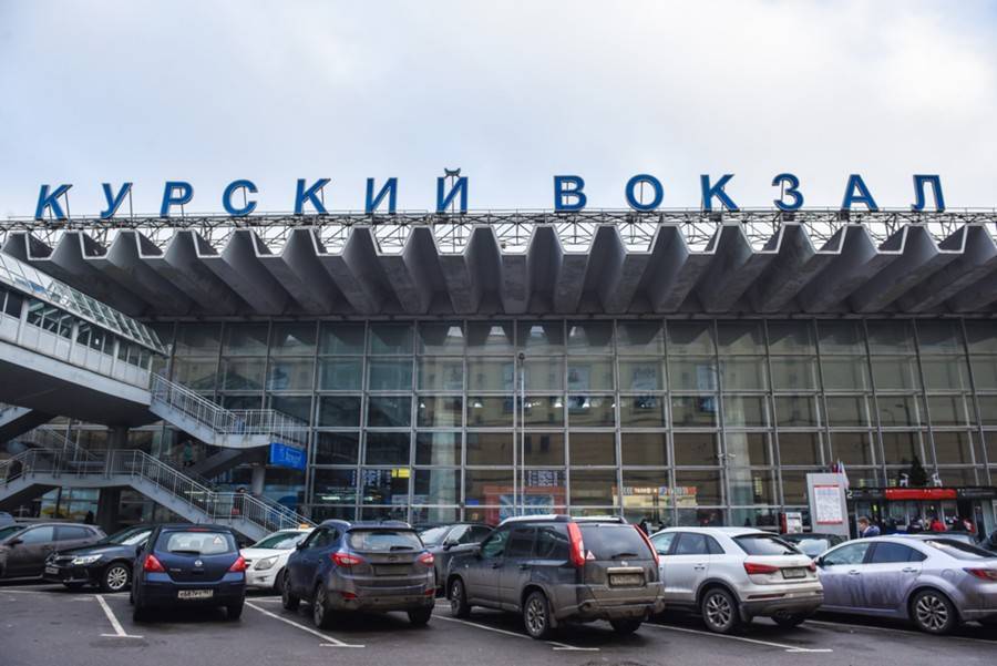 Мужчина оставил муляж гранаты на Курском вокзале - m24.ru - Москва - Курск