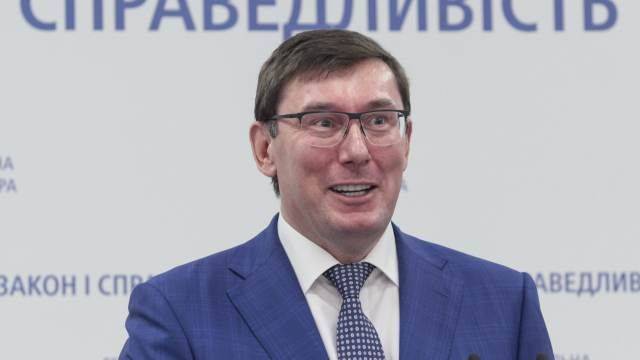 Юрий Луценко - Луценко рассказал о "рейдерской атаке" на город в Киевской области - ren.tv - Киевская обл.