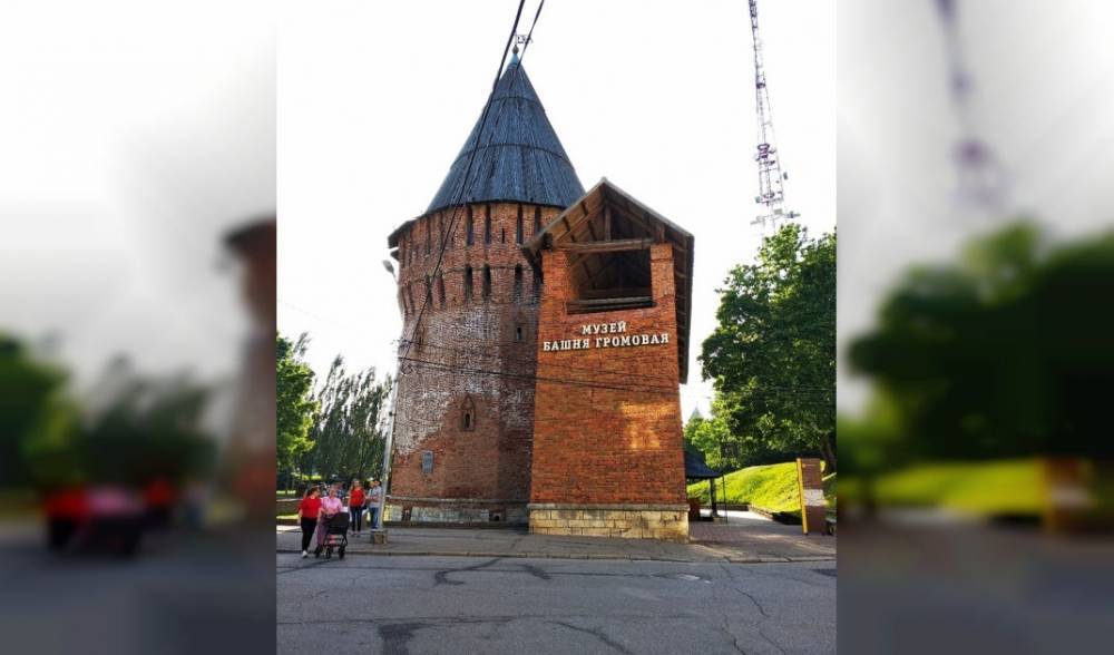 В Смоленске подписали Башню Громовую - readovka.ru - Смоленск