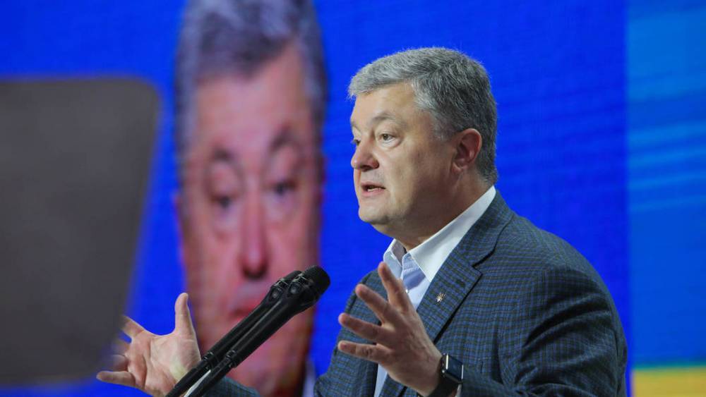 Петр Порошенко - У депутатов есть компромат на Порошенко, который заставит бежать из страны - политолог - tsargrad.tv - Украина