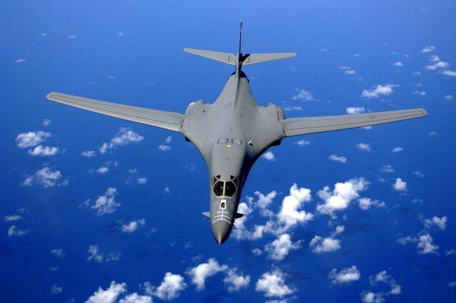 Дональд Кук - СМИ сообщили, что американские бомбардировщики B-1B не пригодны к службе - aif.ru - США
