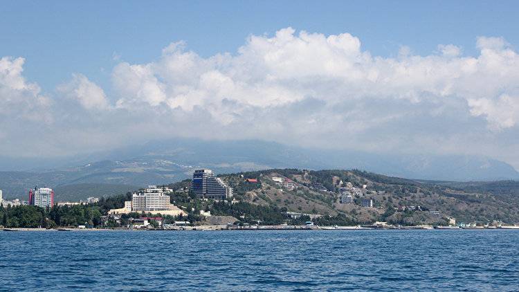 В Алуште под покровом ночи спасли заплывшего на полкилометра мужчину - crimea.ria.ru - Россия - Крым - Симферополь