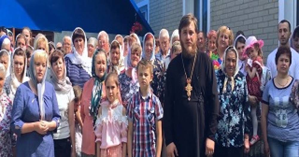 Владимир Зеленский - Верующие УПЦ записали видеообращение к Президенту с просьбой защитить их храм от рейдерского захвата - 24news.com.ua - Украина - Волынская обл.