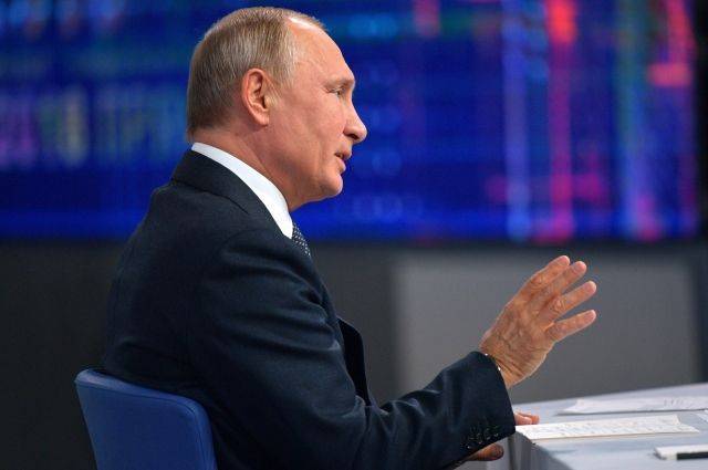 Владимир Путин - Россияне задают на «прямую линию» Путина вопросы о «китовой тюрьме» - aif.ru - Россия - США - Украина - Приморье край - Архангельская обл.