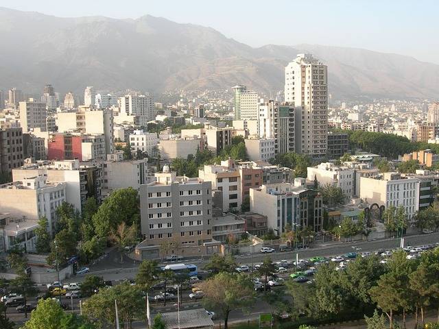 В Тегеране закрыты 547 ресторанов и кафе за «нарушение принципов ислама» - cursorinfo.co.il - Франция - Иран - Тегеран