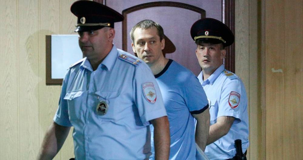 Дмитрий Захарченко - Суд оправдал Захарченко в получении взятки в 800 тысяч долларов - m24.ru - Москва - Россия