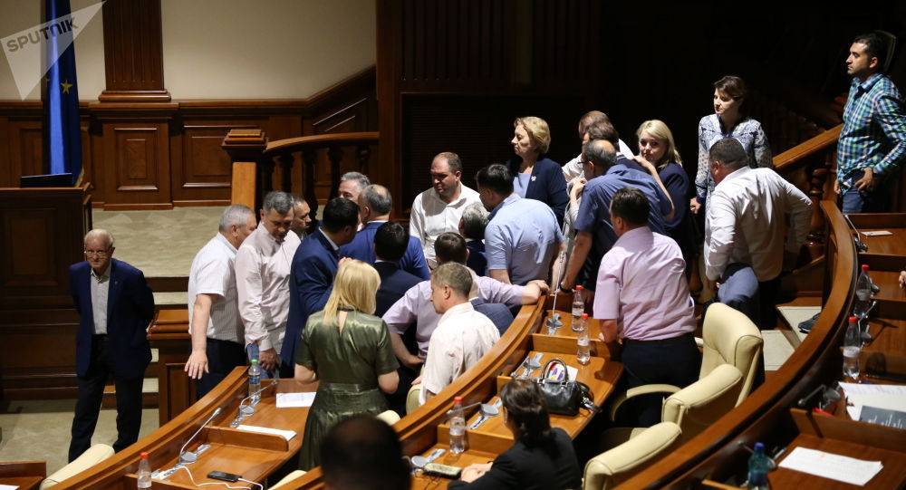 Владимир Плахотнюк - Игорь Додон - Молдавский кризис приблизился к развязке: майдан или переговоры? | Политнавигатор - politnavigator.net - Россия - Молдавия