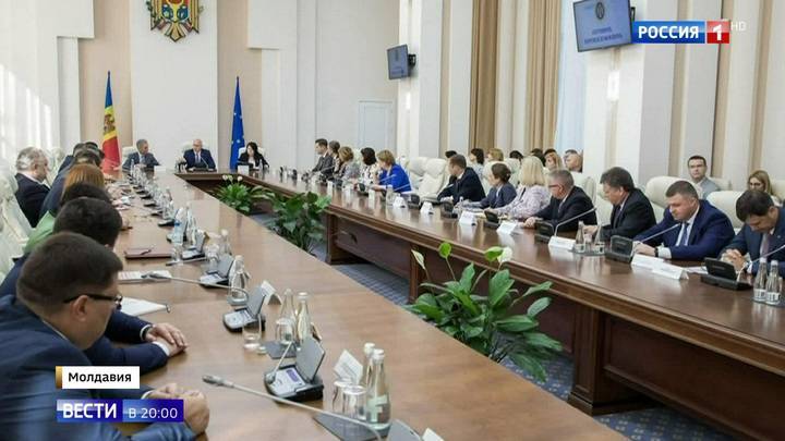 Владимир Плахотнюк - Игорь Додон - Кризис в Молдове: непримиримые соперники объединились перед лицом общего врага - vesti.ru - Россия - США - Молдавия - Кишинев