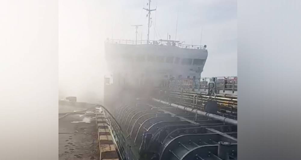 Взрыв прогремел на танкере в порту Махачкалы - m24.ru - Махачкала - Manhattan