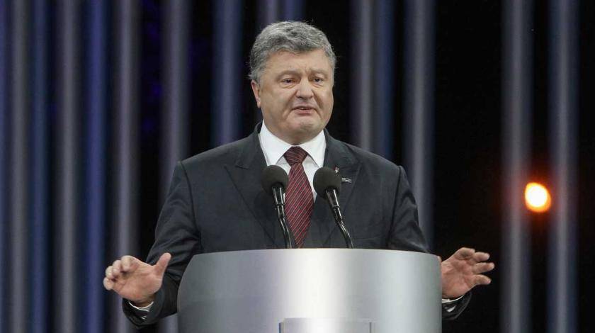 Андрей Портнов - Украинцы требуют арестовать имущество Порошенко до выборов в Раду - utro.ru - Украина