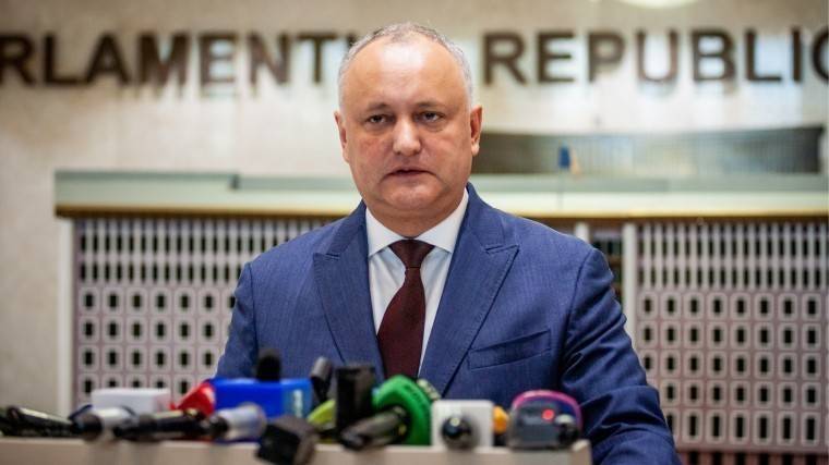 Игорь Додон - Павел Филип - Президент Молдавии аннулировал «неконституционный» указ о&nbsp;роспуске парламента - 5-tv.ru - Молдавия
