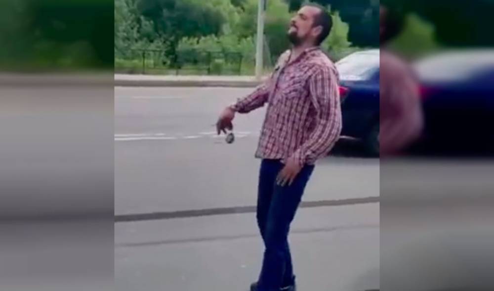 В сети появилось шокирующее видео с «обдолбанным» водителем в главной роли - readovka.ru - Смоленск