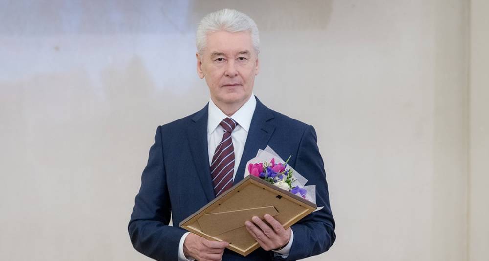 Сергей Собянин - Александр Невский - Мэр Москвы - Собянин вручил госнаграды выдающимся москвичам - m24.ru - Москва - Россия