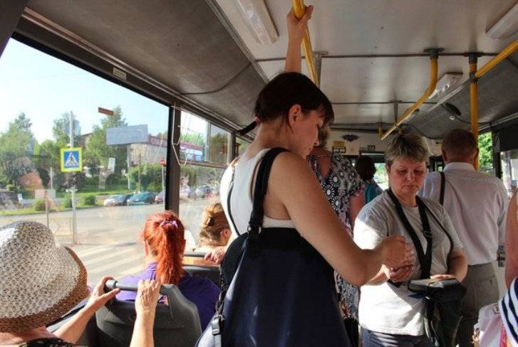 В Смоленске подорожает проезд в пригородных автобусах - readovka.ru