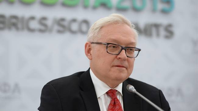 Дональд Трамп - Владимир Путин - Сергей Рябков - Рябков допустил встречу Путина и Трампа в Осаке «на ногах» - eadaily.com - Россия - США