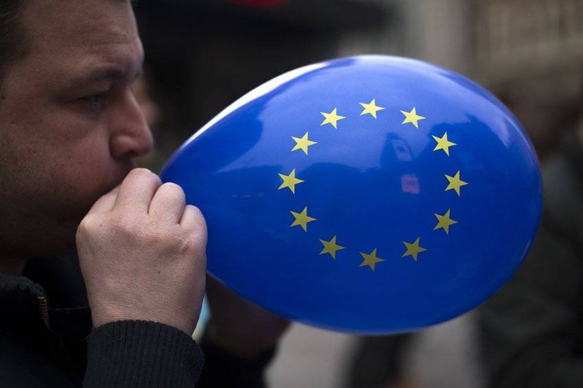 Послы ЕС утвердили продление санкций по Крыму - novorosinform.org - Россия - Украина - Крым - Италия - Люксембург