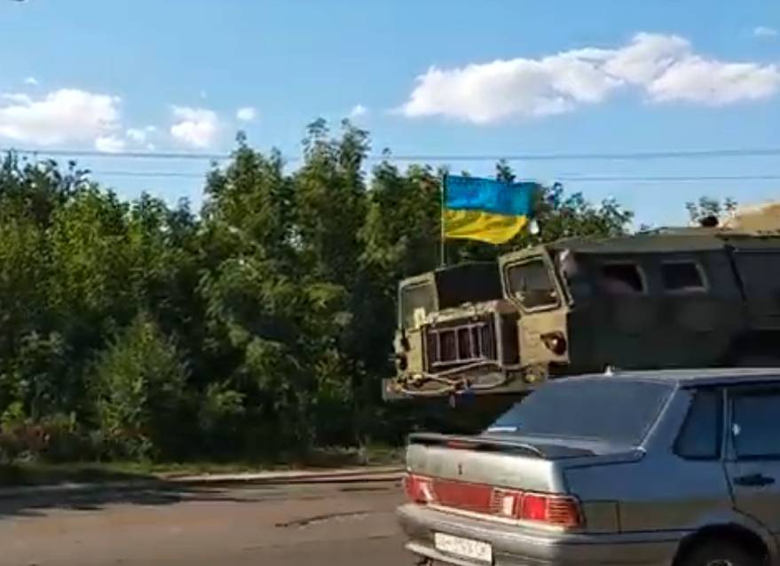 Из Славянска в сторону Донецка выдвинулась колонна тяжелой техники ВСУ (видео) - novorosinform.org - Украина - Киев - Крым - Донецк - Славянск