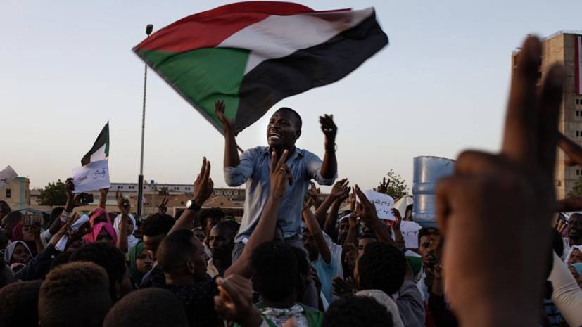 Омар Аль-Башира - В Судане сообщили о попытке государственного переворота - news-front.info - Судан
