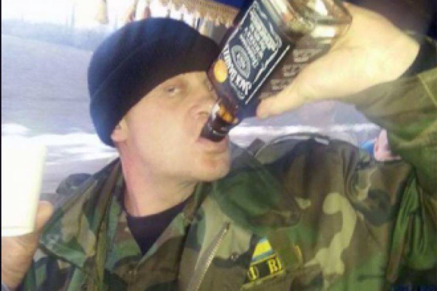 Иван Филипоненко - Обезьяна с гранатой: пьяный ВСУшник получил осколочные ранения в ходе «соревнований» по метанию - news-front.info - ЛНР