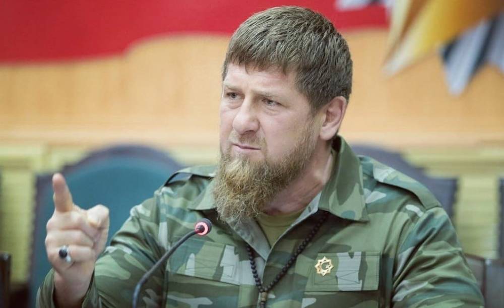 Рамзан Кадыров - "Поломаем пальцы и вырвем язык": Кадыров записал жесткое видеообращение - nur.kz - респ. Дагестан - респ. Чечня