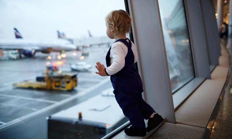 В России изменились правила выезда детей за границу - bloknot.ru - Россия