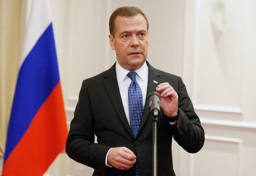 Дмитрий Медведев - "Vk mho cucumber". "Твиттер" Дмитрия Медведева кто-то взломал - nur.kz - Россия - Ирак