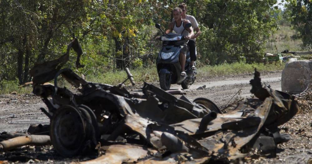 Боевики 28 раз открывали огонь на Донбассе, боец ранен ООС - ru.tsn.ua - Россия - Украина - Донбасс