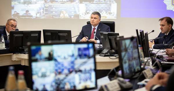 Арсен Аваков - Аваков решил не баллотироваться в народные депутаты - glavnoe.ua - Украина