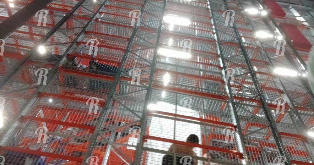 Умерший рабочий склада книжного холдинга «Лабиринт» 6 часов просидел без внимания - readovka.news - Московская обл. - р-н Раменский