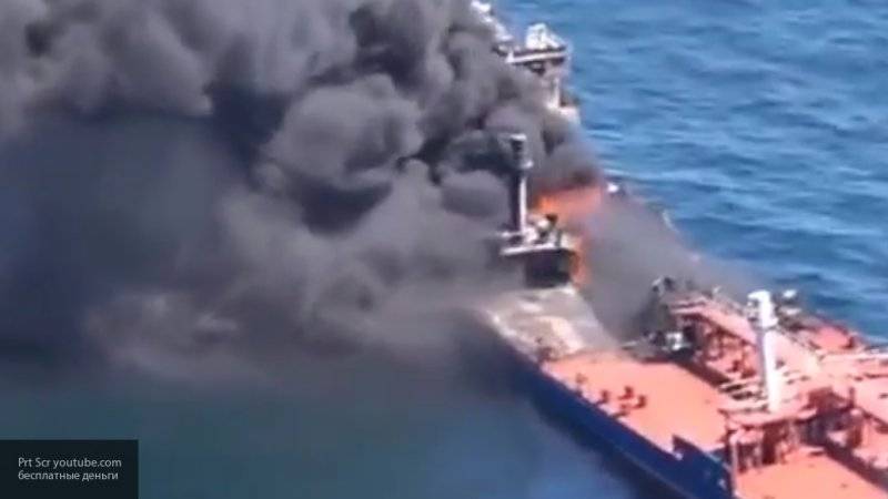 Вера Вырвич - Около 75 тысяч тонн нафты находится на борту горящего танкера в Османском проливе - nation-news.ru - Норвегия