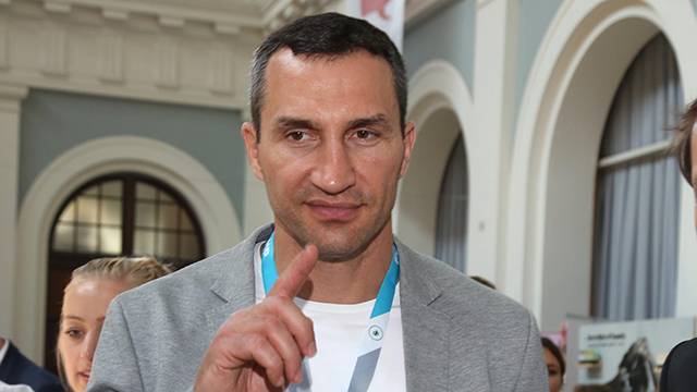 Фьюри Тайсон - Владимир Кличко - Фьюри назвал Владимира Кличко жалким лузером - ren.tv - Украина - Англия