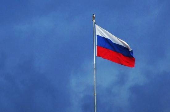 Андрей Ганенко - Посольство РФ уточняет информацию о россиянах на атакованном в Оманском заливе танкере - pnp.ru - Россия - Иран - Тегеран