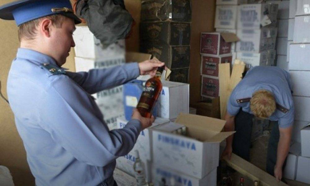 ОПГ поставляла поддельный алкоголь в магазины по всей Карелии - gubdaily.ru - Карелия - Петрозаводск