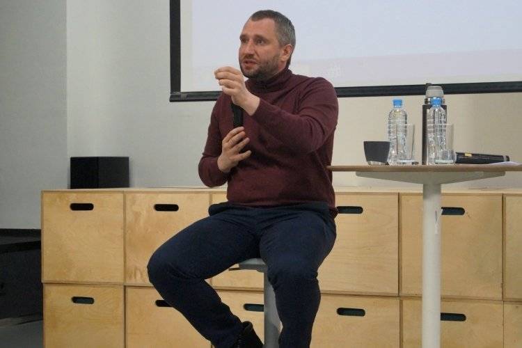 Юрий Быков - Картина Быкова «Сторож» выйдет в кинотеатрах и на «КиноПоиске» одновременно - inforeactor.ru - Россия - Сочи - Кинопоиск