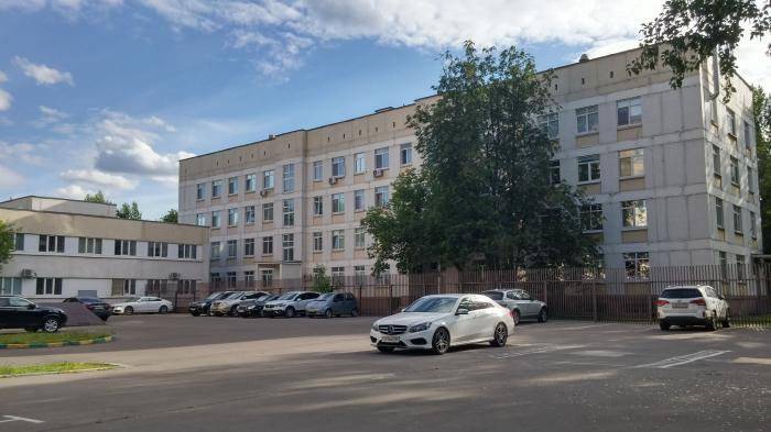 Упал на проходной больницы и не дождался медицинской помощи - readovka.news - Москва